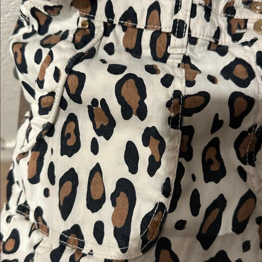Chico's Petites‎ Floral Safari Chic Leopard Print Bermuda Shorts Size Small 0.5